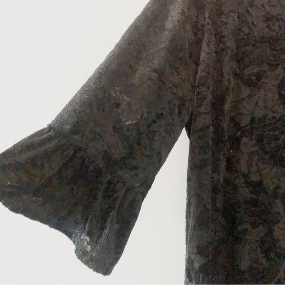 Ann Taylor Factory black velvet top with bell sleeves - Picture 4 of 5